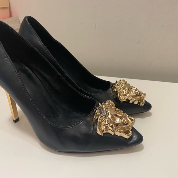 Versace Black Leather Medusa Head Pumps - Picture 8 of 8